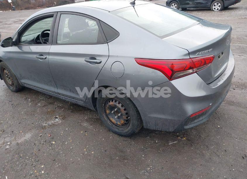 Photo 6 of 2019 Hyundai Accent SE (VIN 3KPC24A39KE042894)