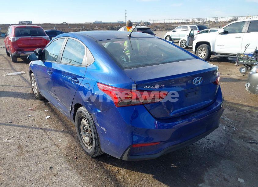 Photo 3 of 2019 Hyundai Accent SE (VIN 3KPC24A39KE052910)
