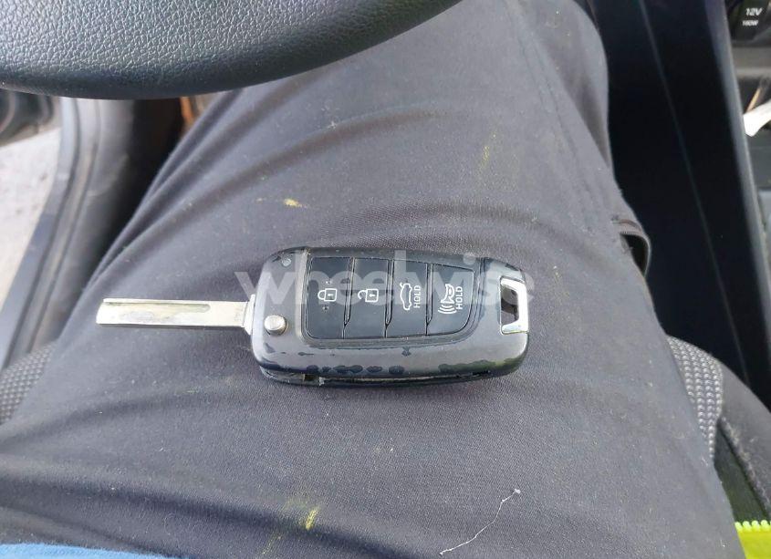 Photo 11 of 2019 Hyundai Accent SE (VIN 3KPC24A39KE088578)