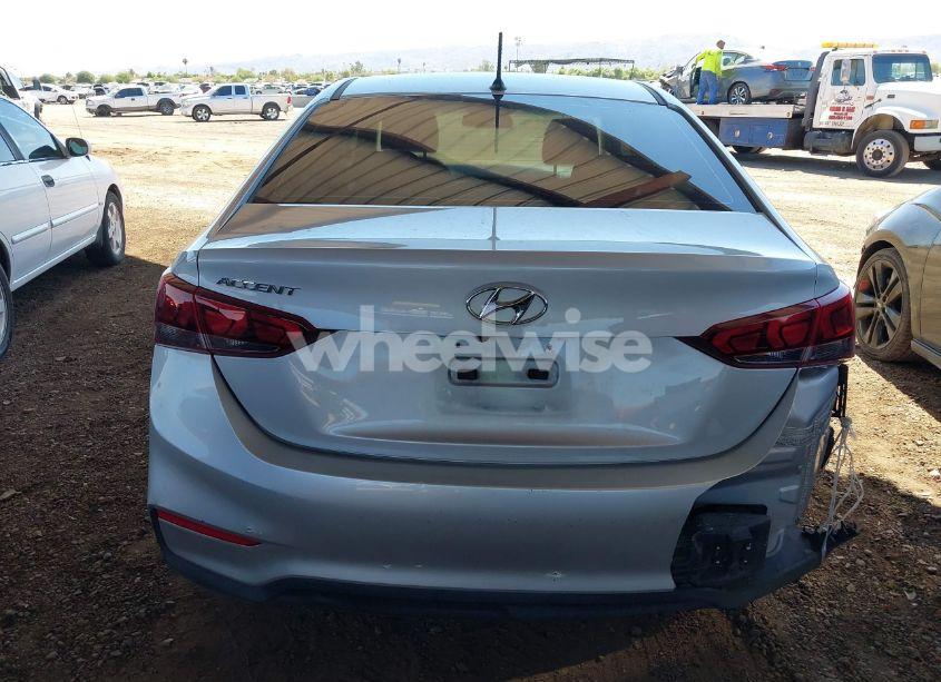 Photo 16 of 2018 Hyundai Accent SE (VIN 3KPC24A3XJE011393)