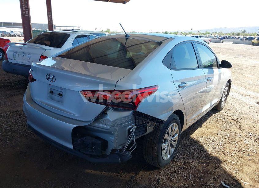 Photo 6 of 2018 Hyundai Accent SE (VIN 3KPC24A3XJE011393)