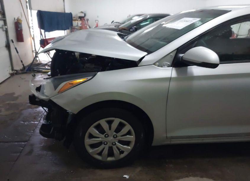 Photo 18 of 2019 Hyundai Accent SE (VIN 3KPC24A3XKE044895)