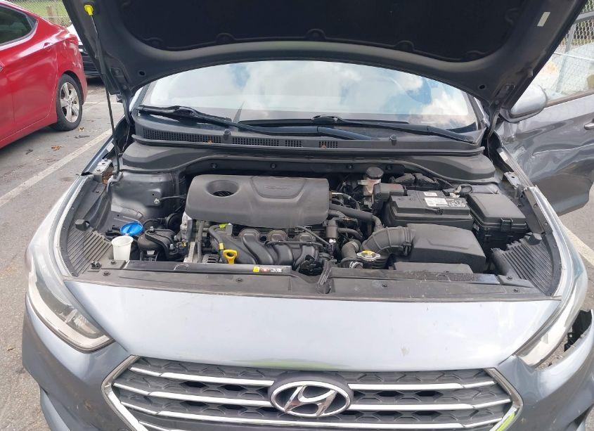 Photo 10 of 2019 Hyundai Accent SE (VIN 3KPC24A3XKE063222)