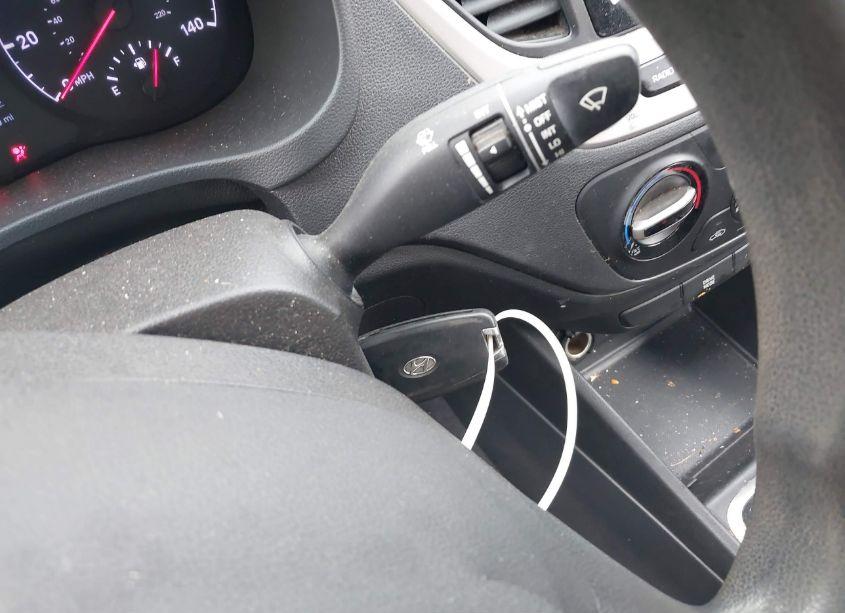 Photo 11 of 2019 Hyundai Accent SE (VIN 3KPC24A3XKE063222)