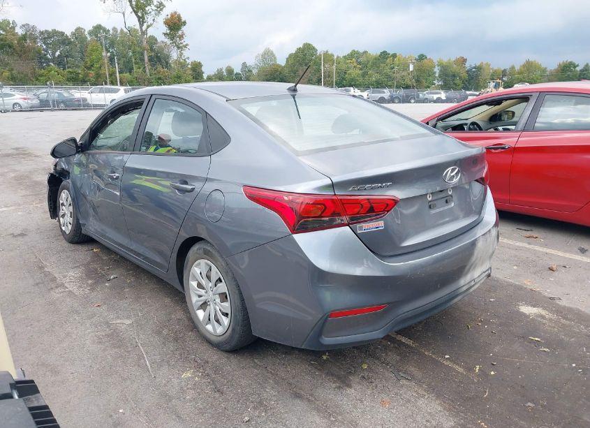 Photo 3 of 2019 Hyundai Accent SE (VIN 3KPC24A3XKE063222)