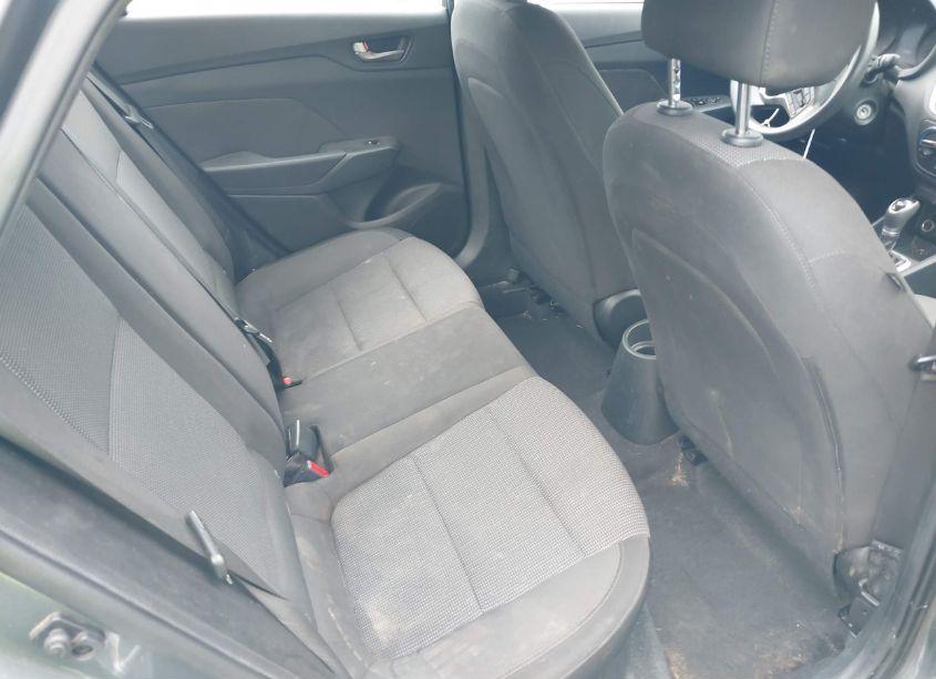 Photo 8 of 2019 Hyundai Accent SE (VIN 3KPC24A3XKE063222)