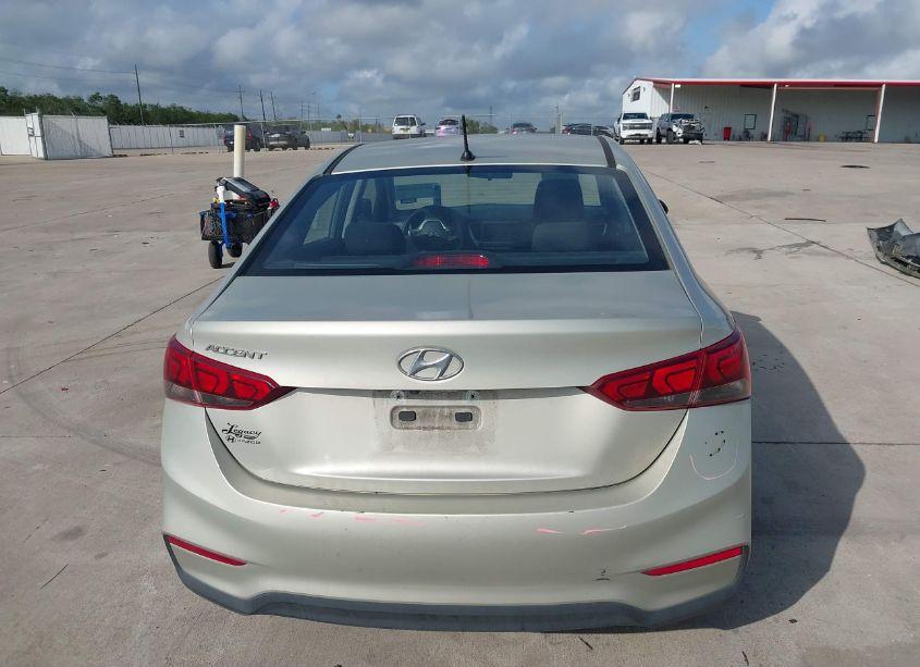 Photo 16 of 2019 Hyundai Accent SE (VIN 3KPC24A3XKE065231)