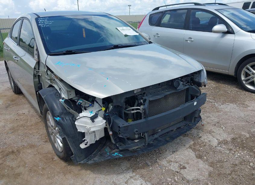 Photo 6 of 2019 Hyundai Accent SEL (VIN 3KPC24A3XKE069523)