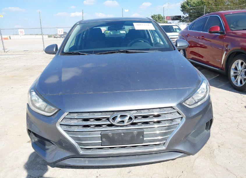 Photo 12 of 2019 Hyundai Accent SE (VIN 3KPC24A3XKE073992)