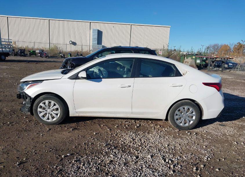Photo 14 of 2020 Hyundai Accent SE (VIN 3KPC24A60LE092949)