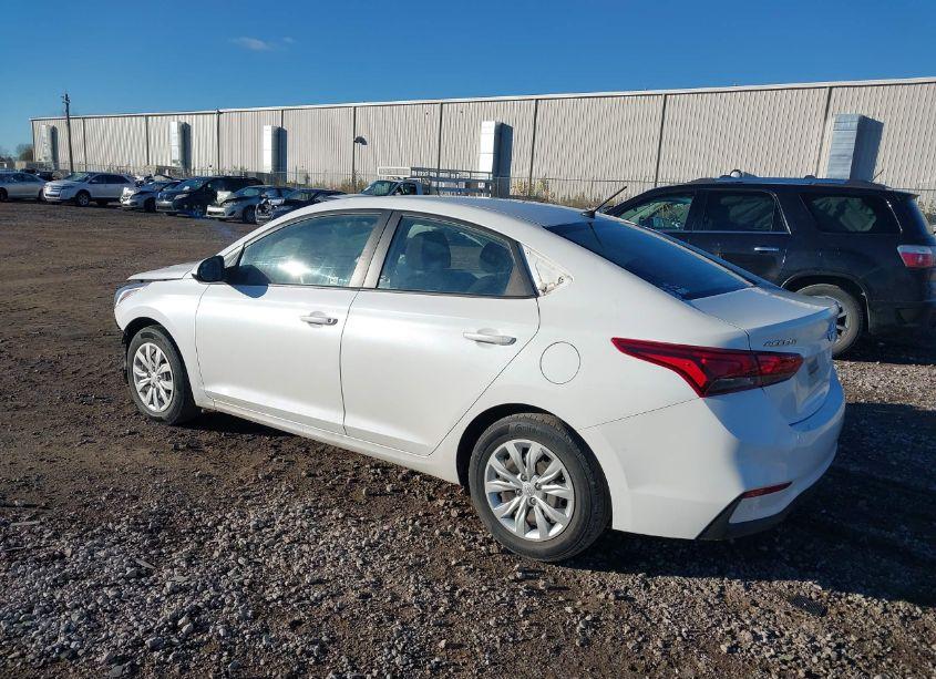 Photo 3 of 2020 Hyundai Accent SE (VIN 3KPC24A60LE092949)