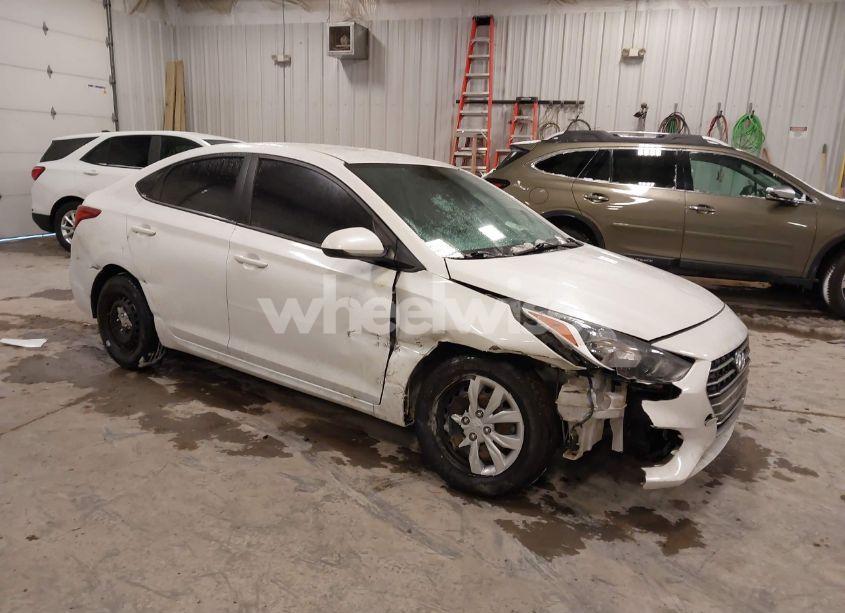 2020 Hyundai Accent SE (VIN 3KPC24A60LE101746) main photo
