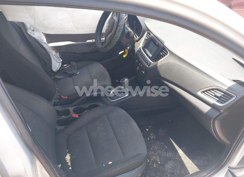 Photo 5 of 2020 Hyundai Accent SE (VIN 3KPC24A60LE115629)