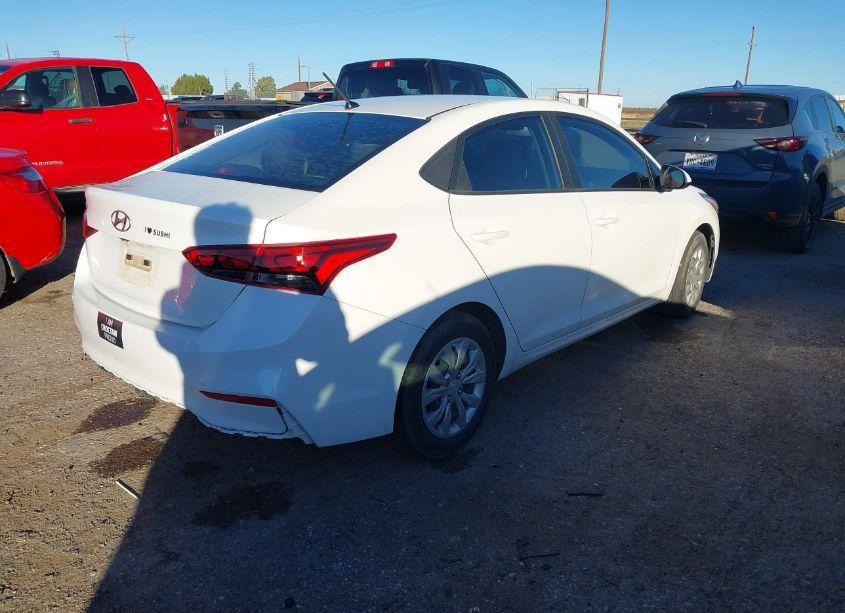 Photo 4 of 2020 Hyundai Accent SE (VIN 3KPC24A60LE123830)