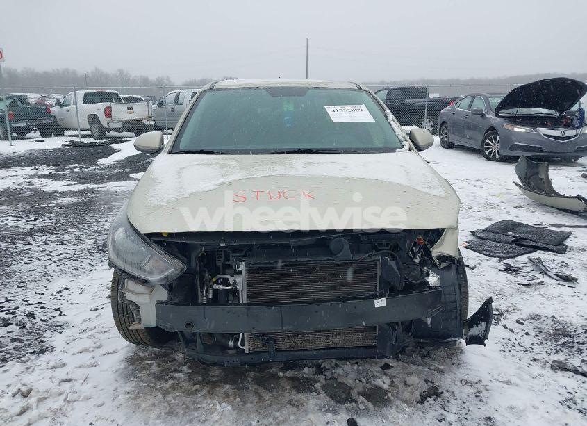 Photo 13 of 2020 Hyundai Accent SE (VIN 3KPC24A61LE099165)