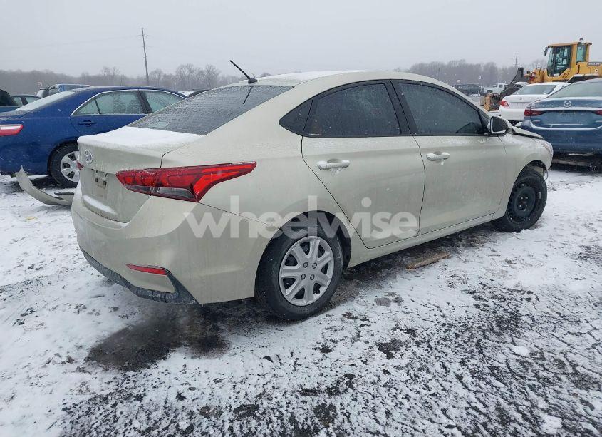 Photo 4 of 2020 Hyundai Accent SE (VIN 3KPC24A61LE099165)