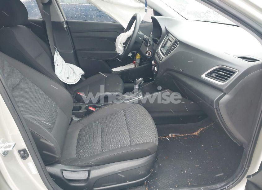 Photo 5 of 2020 Hyundai Accent SE (VIN 3KPC24A61LE099165)
