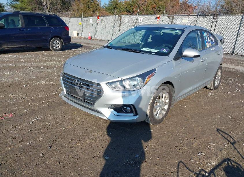 Photo 2 of 2020 Hyundai Accent SEL (VIN 3KPC24A62LE100596)