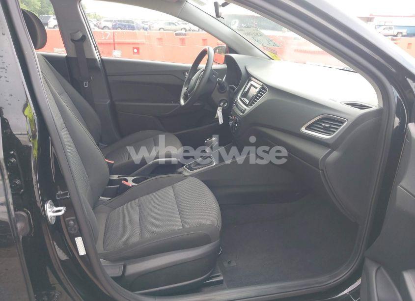 Photo 5 of 2021 Hyundai Accent SE (VIN 3KPC24A62ME147077)