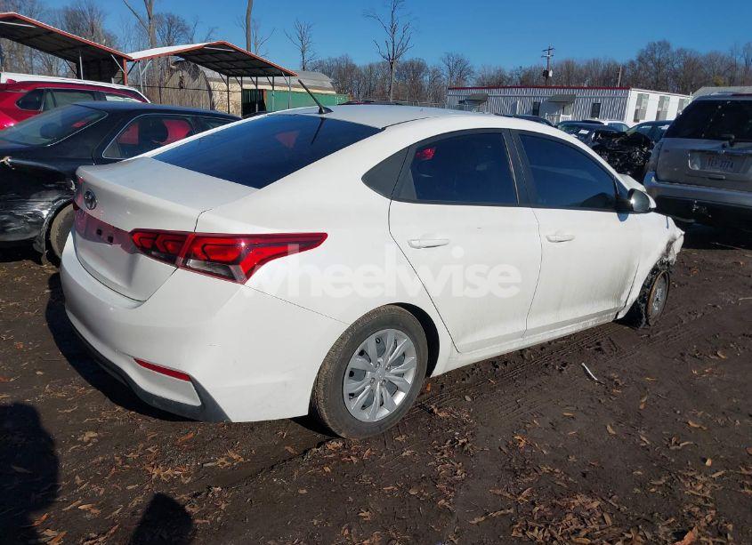 Photo 4 of 2020 Hyundai Accent SE (VIN 3KPC24A63LE106150)
