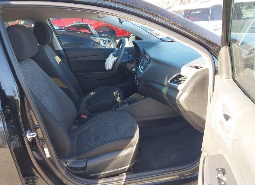 Photo 5 of 2020 Hyundai Accent SE (VIN 3KPC24A63LE112479)