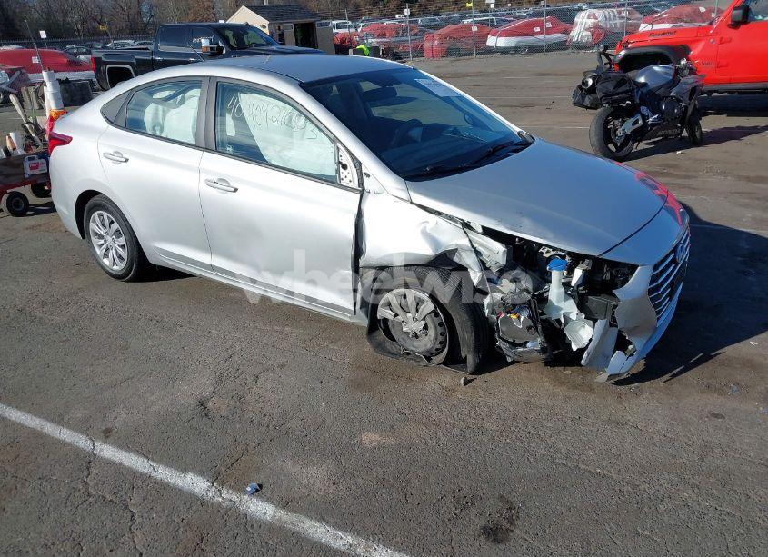 2021 Hyundai Accent SE (VIN 3KPC24A63ME129316) main photo