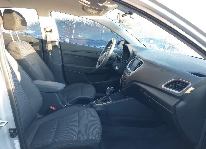 Photo 5 of 2021 Hyundai Accent SEL (VIN 3KPC24A63ME133401)