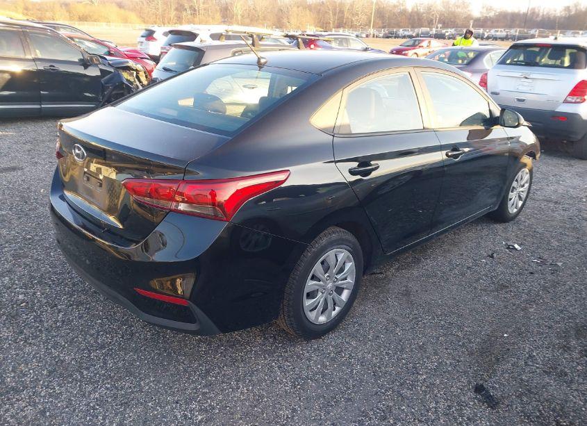 Photo 4 of 2021 Hyundai Accent SE (VIN 3KPC24A63ME135262)