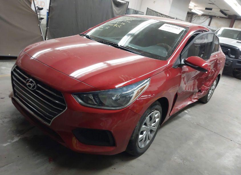 Photo 2 of 2020 Hyundai Accent SE (VIN 3KPC24A64LE103922)