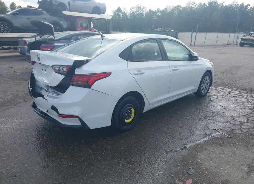 Photo 4 of 2020 Hyundai Accent SE (VIN 3KPC24A64LE104987)