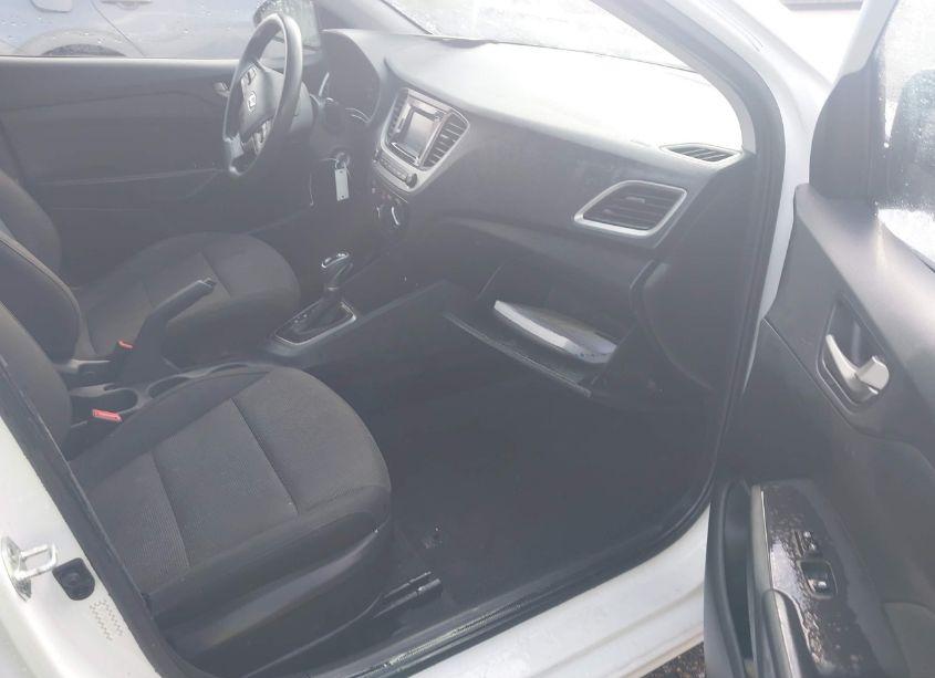 Photo 5 of 2020 Hyundai Accent SE (VIN 3KPC24A64LE104987)