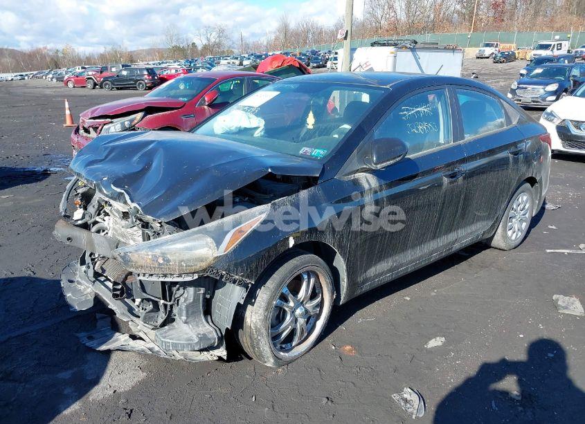 Photo 2 of 2020 Hyundai Accent SE (VIN 3KPC24A64LE109168)