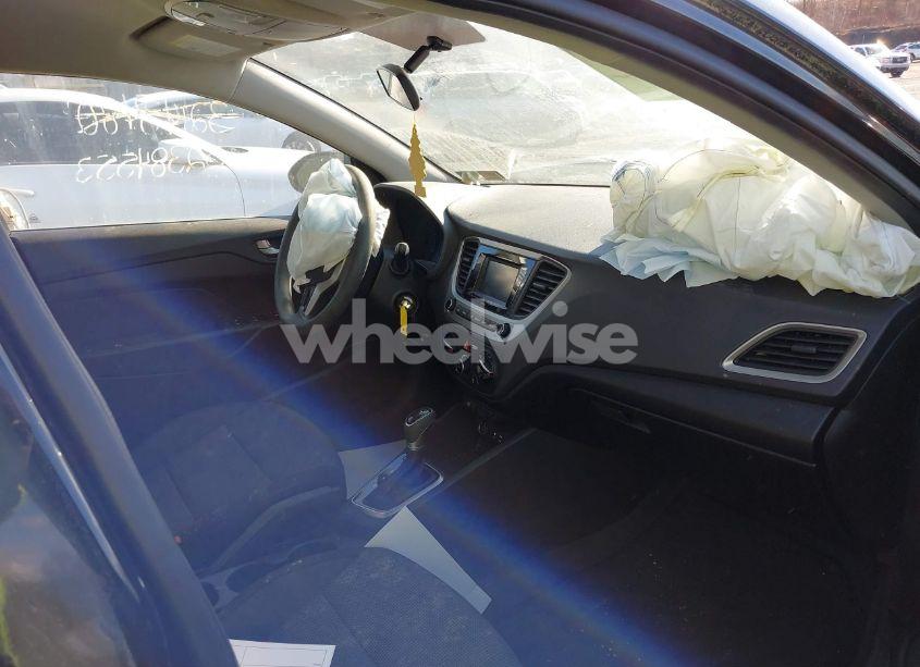 Photo 5 of 2020 Hyundai Accent SE (VIN 3KPC24A64LE109168)