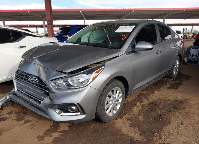 Photo 2 of 2021 Hyundai Accent SEL (VIN 3KPC24A64ME151163)