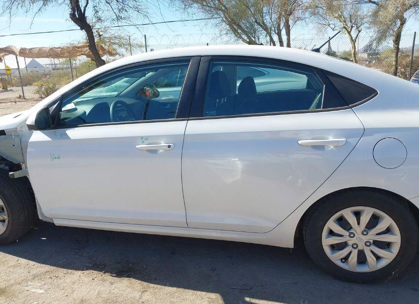 Photo 15 of 2022 Hyundai Accent SE (VIN 3KPC24A64NE157501)