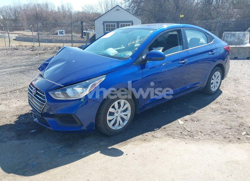 Photo 2 of 2020 Hyundai Accent SE (VIN 3KPC24A65LE100480)