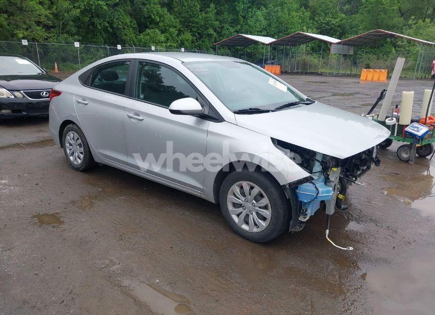 2021 Hyundai Accent SE (VIN 3KPC24A65ME139622) main photo