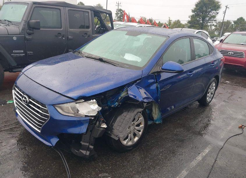 Photo 2 of 2021 Hyundai Accent SE (VIN 3KPC24A65ME140933)