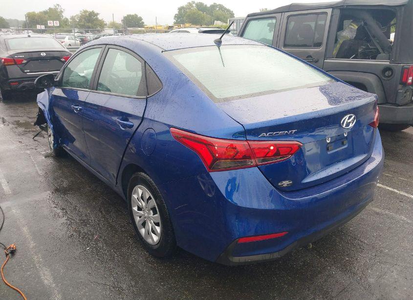 Photo 3 of 2021 Hyundai Accent SE (VIN 3KPC24A65ME140933)