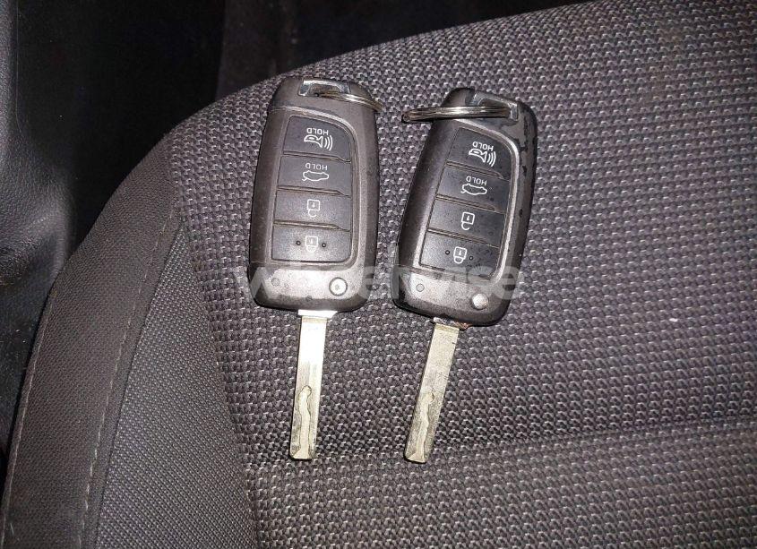 Photo 11 of 2020 Hyundai Accent SE (VIN 3KPC24A66LE111892)