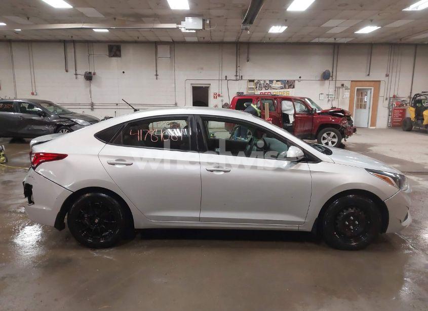 Photo 13 of 2020 Hyundai Accent SE (VIN 3KPC24A66LE111892)