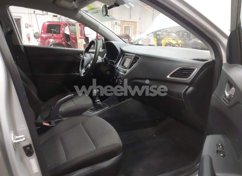 Photo 5 of 2020 Hyundai Accent SE (VIN 3KPC24A66LE111892)