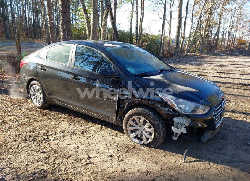 2020 Hyundai Accent SE (VIN 3KPC24A66LE114467) main photo