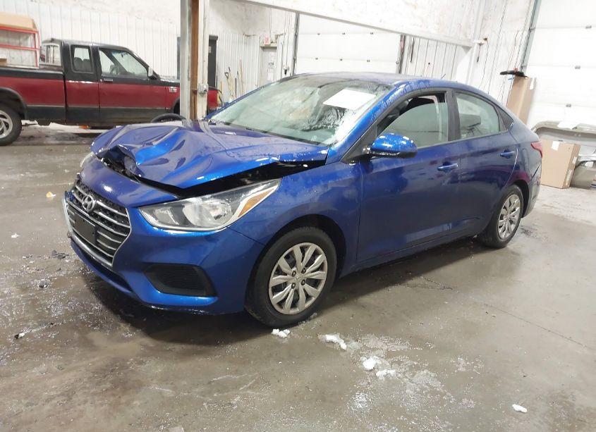 Photo 2 of 2020 Hyundai Accent SE (VIN 3KPC24A66LE115649)