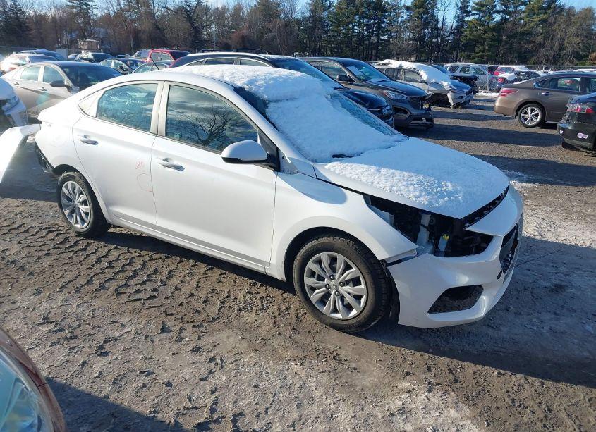 2021 Hyundai Accent SE (VIN 3KPC24A66ME141329) main photo