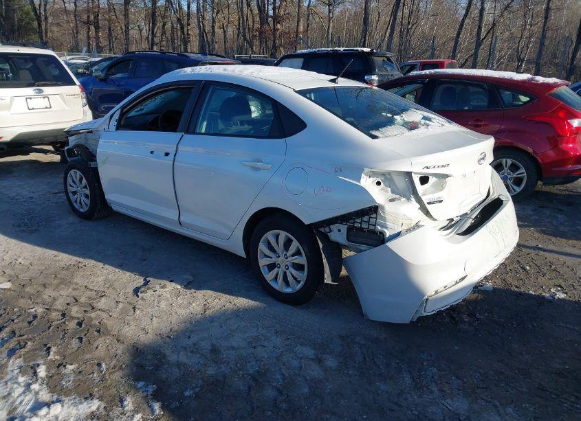 Photo 3 of 2021 Hyundai Accent SE (VIN 3KPC24A66ME141329)