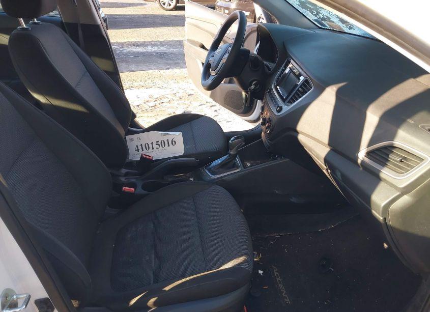 Photo 5 of 2021 Hyundai Accent SE (VIN 3KPC24A66ME141329)