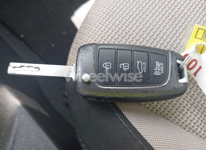 Photo 11 of 2020 Hyundai Accent SE (VIN 3KPC24A67LE094360)