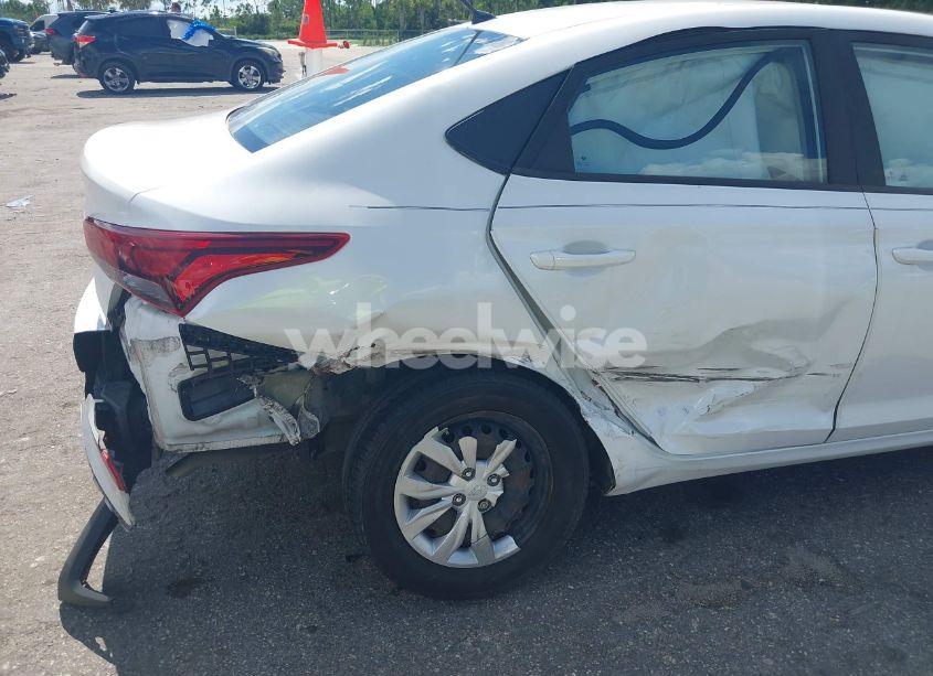 Photo 6 of 2020 Hyundai Accent SE (VIN 3KPC24A67LE094360)