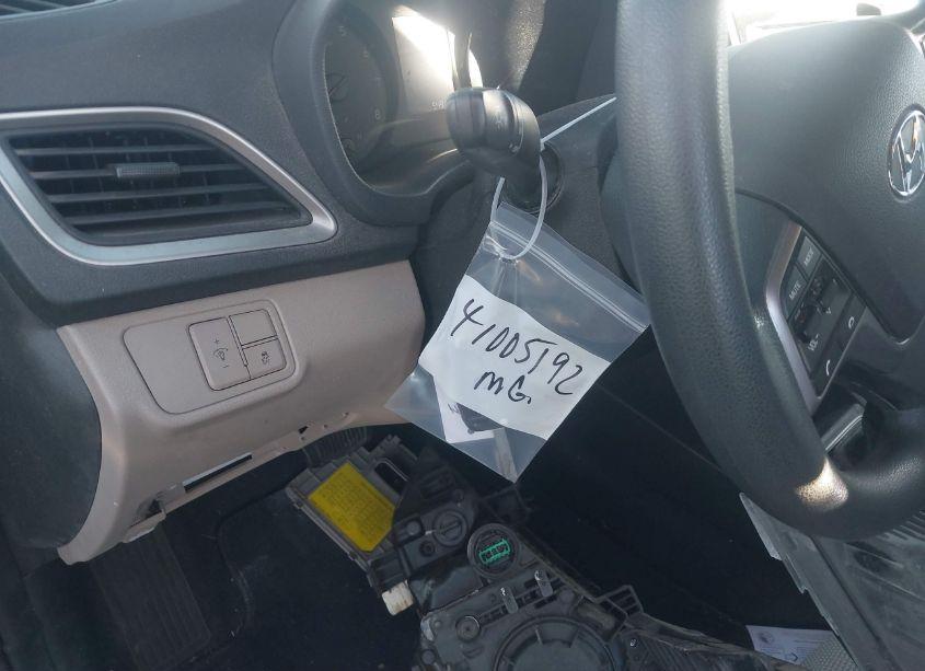 Photo 18 of 2020 Hyundai Accent SE (VIN 3KPC24A67LE096383)